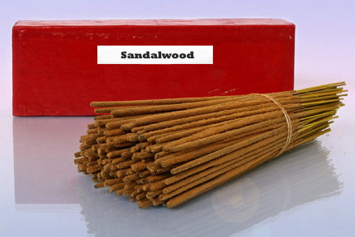 Благовония Сандаловое Дерево Sandalwood (Vrindavan) 200г фото Благовония в коробке Sandalwood Сандаловое Дерево "Ppure" 200г